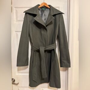 United Colors of Benetton military Green Wool Belted Pea Coat EU 48, US M